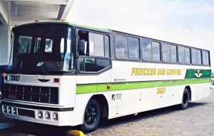 Ônibus da Princesa dos Campos na Rodoviária de Ponta Grossa (1987)