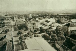 Antiga Catedral e praça Floriano Peixoto (anos 1960)