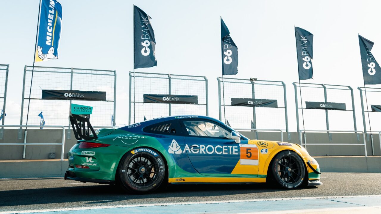 Plaza Campos Gerais recebe exposição inédita da Porsche Cup Brasil neste fim de semana