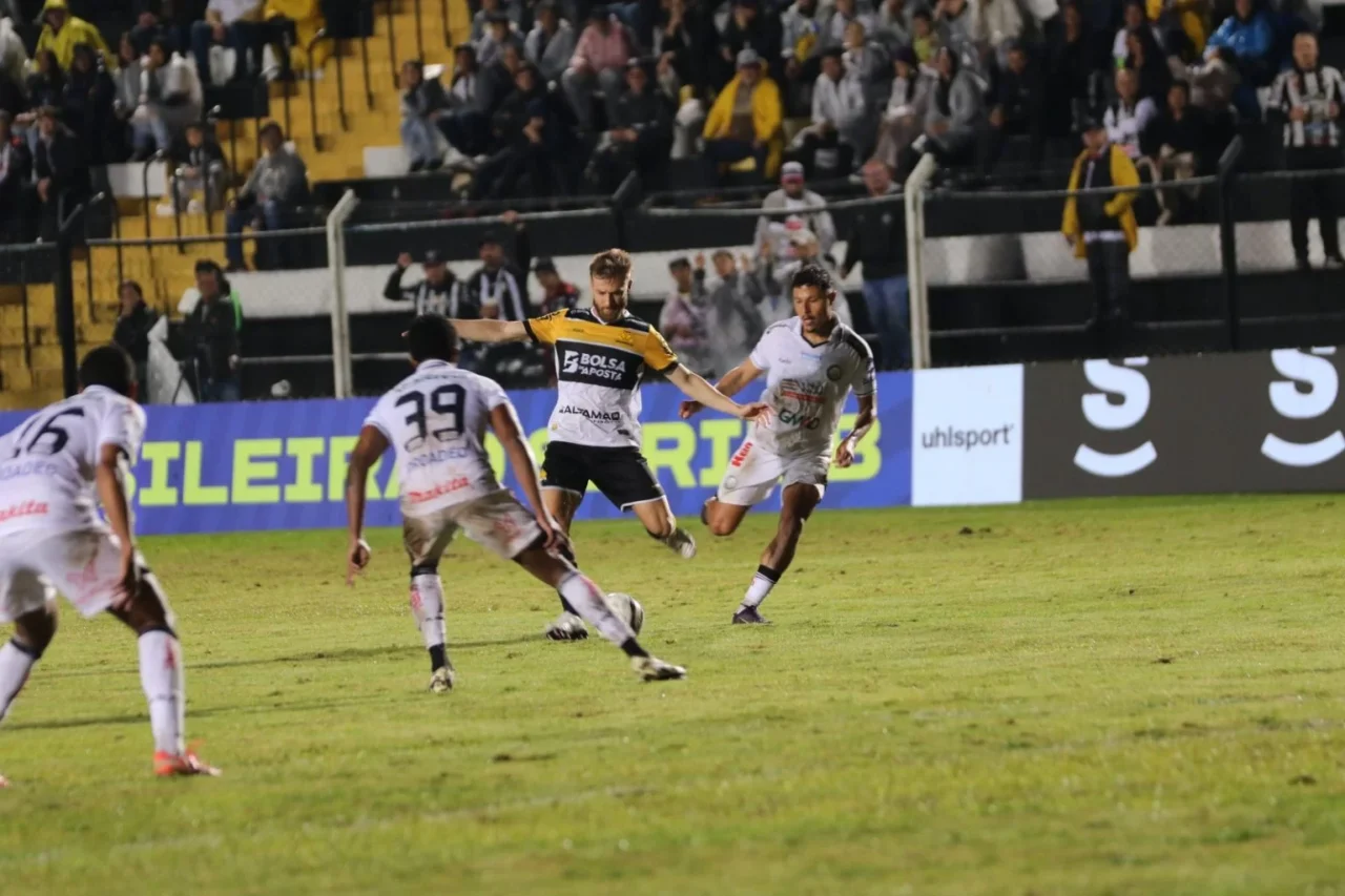 Chuva forte castiga Santa Catarina e jogo do Operário contra o Criciúma pode ser adiado